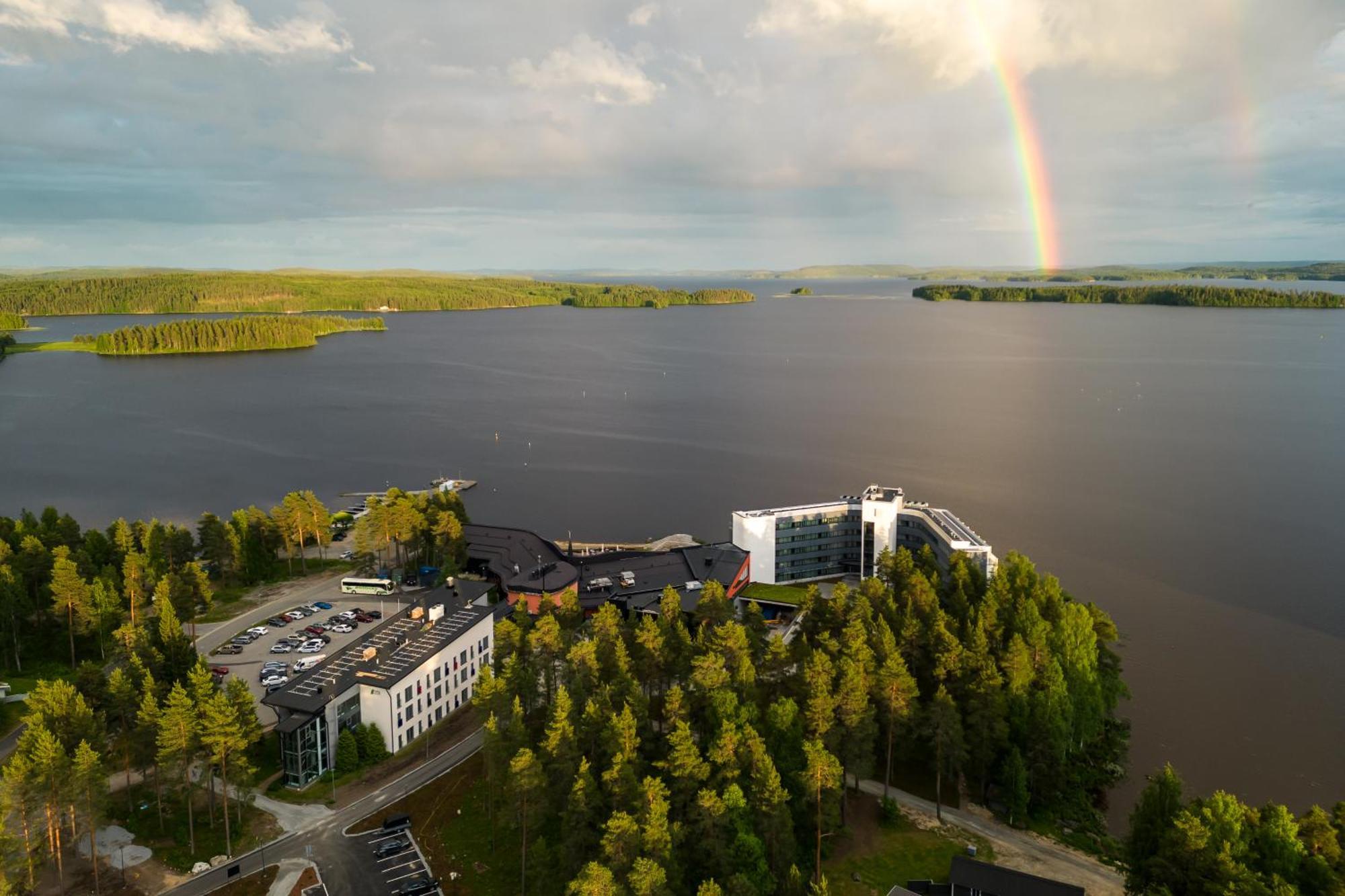 Break Sokos Hotel Bomba Нурмес Екстер'єр фото